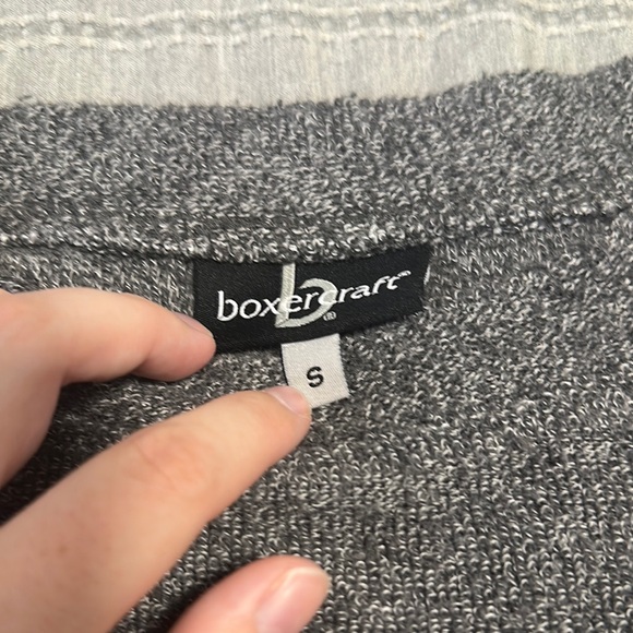 Fairfield University Gray Sweater with Red Graphic - Picture 2 of 3